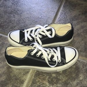 black low converse
